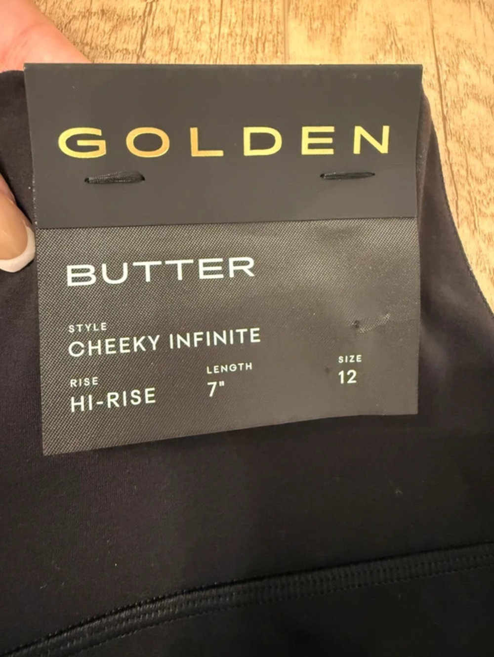 Aritzia Golden Butter Cheeky Infinite HR 7” Short